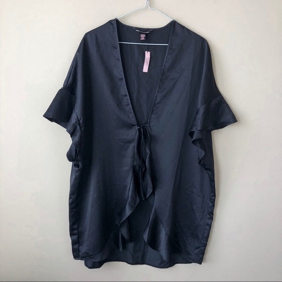 Victoria's Secret Other - NWT Victoria’s Secret Black Silk Robe
